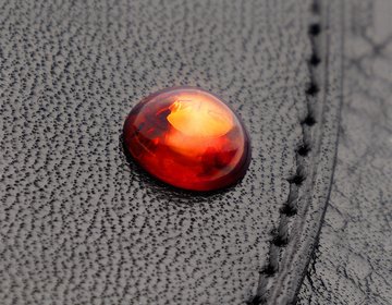 Borostyán dekoráció